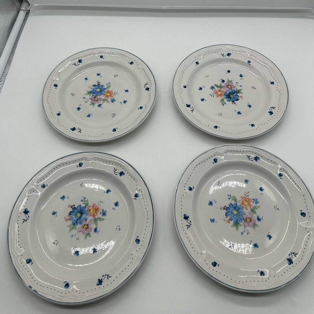Vintage Set of 4 Newcor Provincial Bouquet Salad Plate Plates Flowers Pink Blue